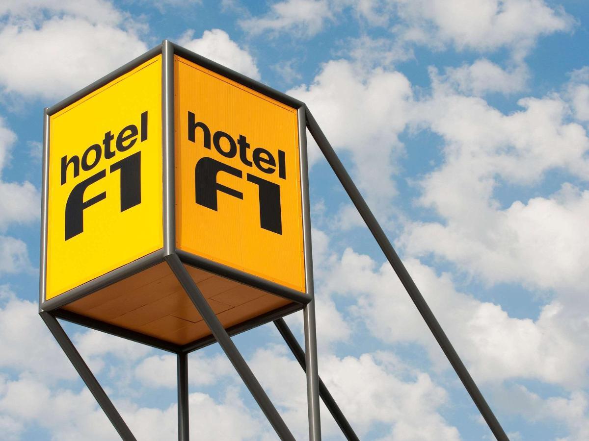 F1里昂圣牧师酒店 圣普列斯特 外观 照片